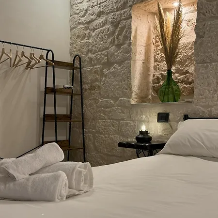 Le Pietre Apartment *