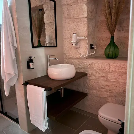 Le Pietre * Ostuni
