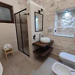 Le Pietre شقة أوستوني